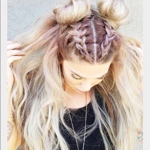 Meet your Posher, Ellie